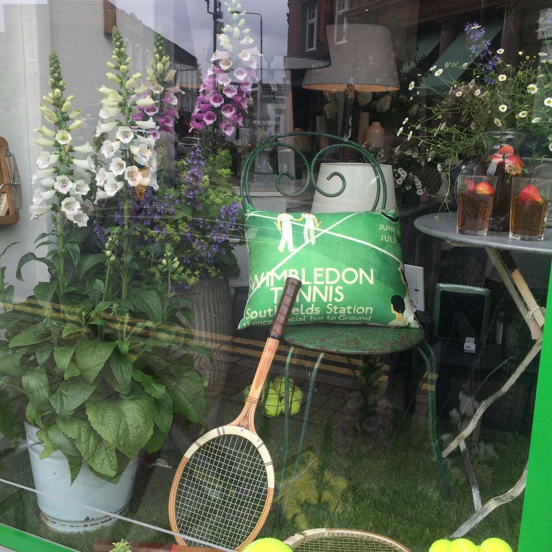 Lovely Garden Apartment In Wimbledon Town Centre With Private Parking By Wimbledon Holiday Lets London Kültér fotó